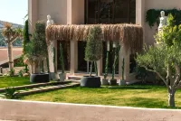 L'saranda House Cesme +16 Adult Only - parking
