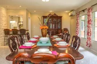 Historical Estate 3 bedrm Home GREAT HOUSE" Luxury Rental - Homestays