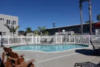 Beach Vacation Rental - Outstanding Location A - Condos