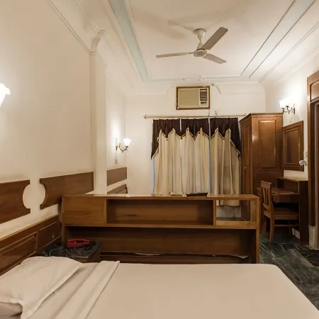Ananda Krishna Van Отели в г. Вриндавана