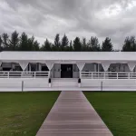 Белый Берег Загородный Клуб - С бассейном