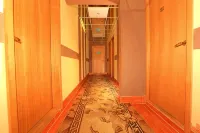Avrora Hotel