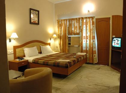 Hotel Saradharam