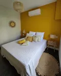 Bel Appartement Climatisé Avec Jardin et Piscine
