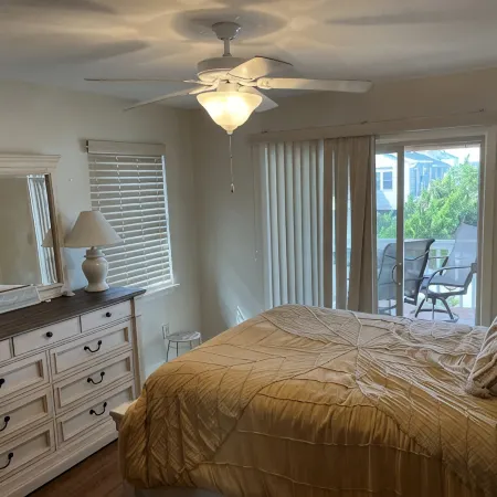 Water front Canal house south end topsail island boatswimdock and beach access