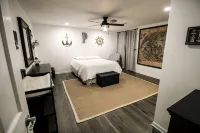 A Luxury Family Mill Creek Lake Retreat