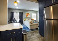 Fully Renovated, Luxurious unit awaits you!