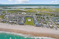 Stunning Beachfront Condo with Pool