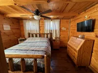 The Cozy Cabin near Geneva on the Lake and Wineries!