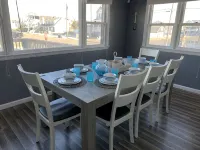 Classic Shore House in the Heart of Beach Haven - Wifi