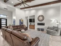 Beautiful 5 Bd/6 Bath - Zion's Edge, Kolob Canyon, Private Pool, Hot Tub, Views! Hotels in Virgin
