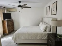 Large 1Br/1Bath Apt in Beautiful St Martin in Simpson Bay - Homestays