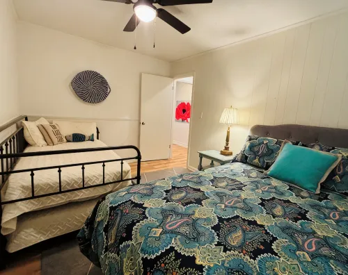 Best Lake Views, Walk to Pool, Tennis Pickleball—Enjoy Nearby Marina and Trails - Wifi