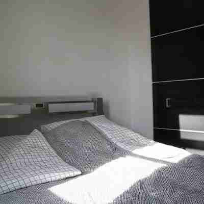 Friendly, modern apartment for up to four people in Sellin Rooms