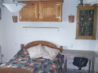 2 bedrooms in a pullhouse and jacuzzi 文蒂塞裡住宿飯店