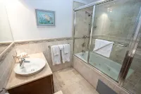 The Cliff, luxury beachfront Residence with Ocean View - balcony