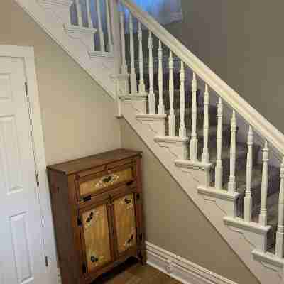Love the Cov- Spacious 4-bedroom house in charming Covington with WiFi, AC Others