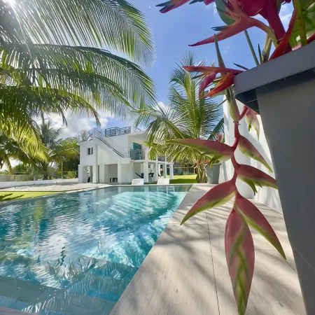 Picuas Mar: Big New Pool, Beach, Sun, and Fun!