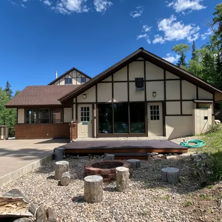 1BD Ski-in/Ski-out Condo Near Lift 8 & 1. Grab a Lift and Ski To Either Lodge.
