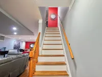 Modern 2-floor, 3-bedroom apartment 20 minutes from Manhattan. ウェスト・ニューヨークのホテル