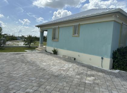 2 Bedroom Home with Dock Slip