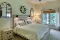Hampton Hideaway-Quaint Golf Cottage, Newly Renovated - 4-Star