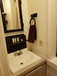 Private, cozy nook: Country Feel, City Access - Wifi