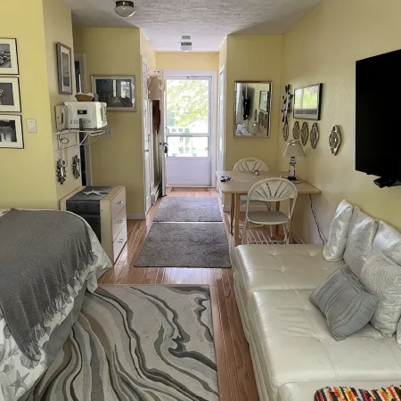 Quaint Ogunquit Condo 5 Min.Walk To Perkins Cove & Marginal Way