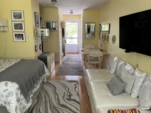 Quaint Ogunquit Condo 5 Min.Walk To Perkins Cove & Marginal Way - Bathtub