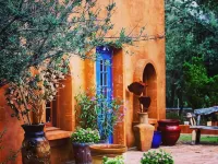 El Rancho Robles Hotels in Oracle