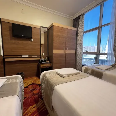 Al Mokhtara Almasi Hotel Hotels near Sayed Al Shuhadaa Field