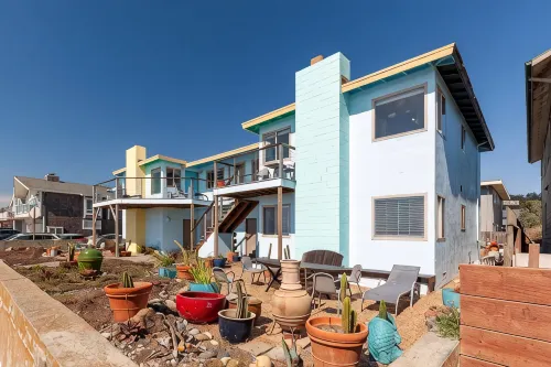 Beachfront Ocean Views 20 mins to SFNeptune 1)