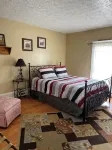 Right off the strip within walking distance to all shops, bars & restaurants. - Lejligheder