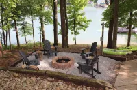 The Nest.. with a Waterslide! - Boutique