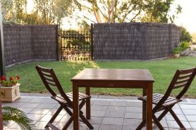 Vineyard Suite for a couple in Historical Homestead, relax on family winery.