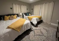 Glamorous Renovated Home in Historic Bryan - 3 tähden
