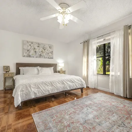 Spacious Home Prime Location of St. Augustine: Pool, Hot Tub, & Fire Pit