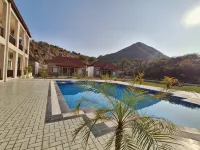 Orchard Hills Resort - 4-Star
