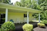 Lake House on Rocky Fork Lake Mountain View DR! - 3-stjärniga
