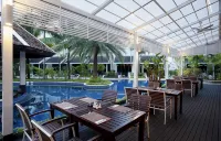 Access Resort & Villas - مسبح خاص