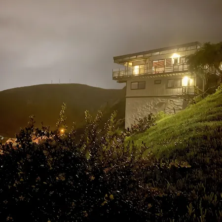 Raptor's View - Million Dollar Views From The Ventura Hillsides