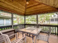 Sept Blow Out Sale! 4 Bedrooms, Decks 2 Docks, 400FT of Shore. Trailer Parking - Balkoner
