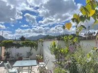 Casa San Cristóbal - Hostels