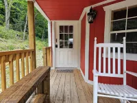 1 BR/1BR Lofted Cabin West Virginia Hatfield McCoy ATV Trails - 3-Star