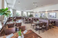 Hotel Slavia - พร้อมอาหารเช้า