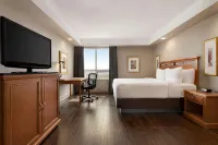 Grand Hotel & Conference Centre Calgary Airport, an Ascend Collection Hotel - Romantic