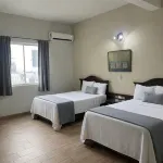 Hotel Plaza del Arco - Monterrey - Cho phép mang theo thú cưng