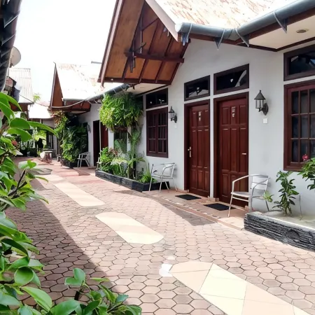 Hotel Bunga Pantai