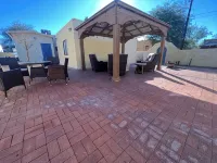 Uofa Tiny House + Fire Pit - อพาร์ทเม้นท์