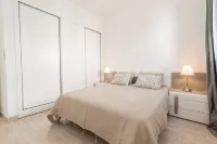 Cozy Fuseta Townhouse with Terrace & Roof Solarium, 5Min to Beach - Bathtub